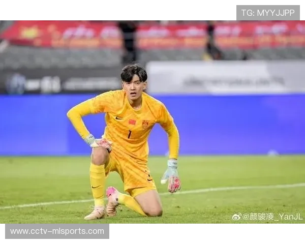 颜骏凌扑点瞬间，国家队一门地位稳固